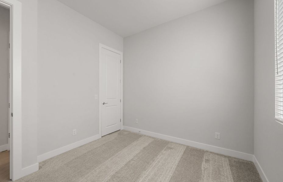 Spacious, unfurnished interior of a new home in Upper Canyon, Phoenix (Image 22). Spacious, unfurnished interior of a new home in Upper Canyon, Phoenix (Image 22).
