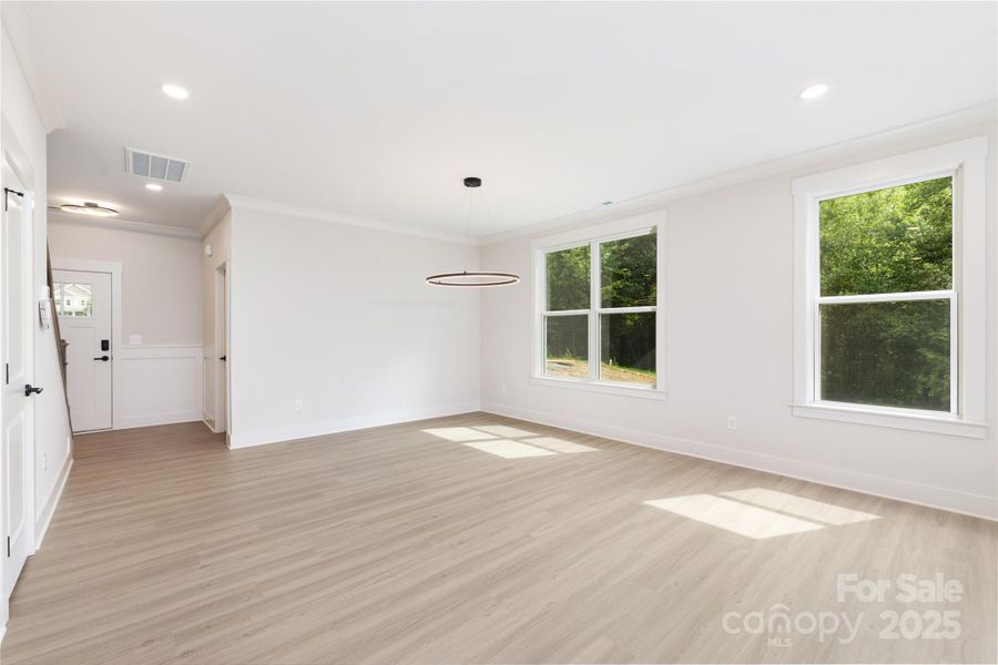Spacious, unfurnished interior of a new home in , Hickory (Image 29).