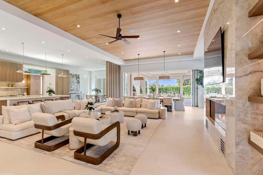 11380 Long Meadow Dr 017