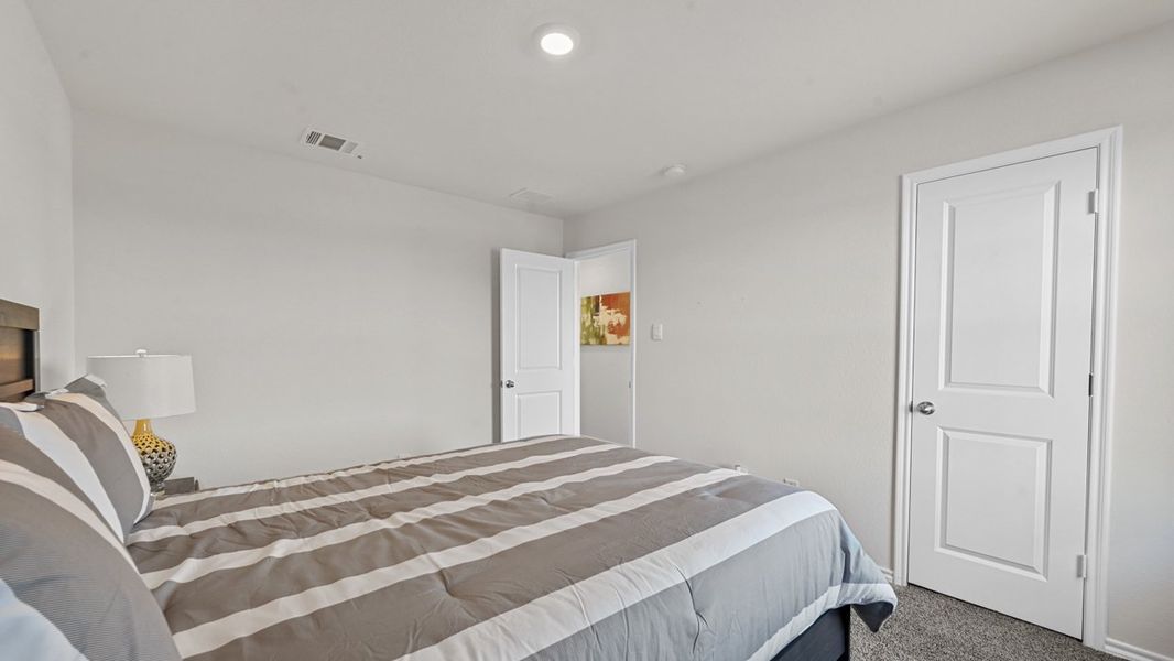 Furnished interior view inside a new home in Waverly Estates, Josephine (Image 11).