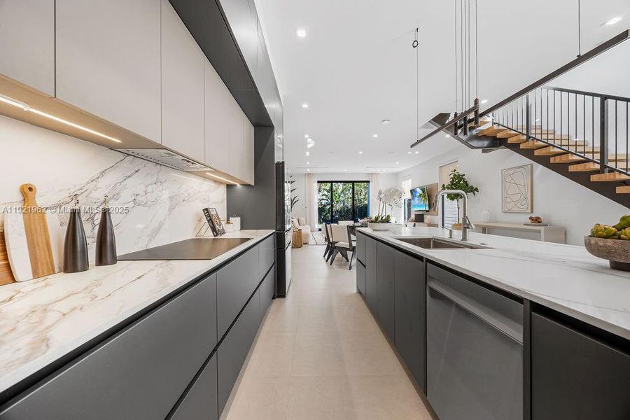 Furnished interior view inside a new home in , Fort Lauderdale (Image 59).