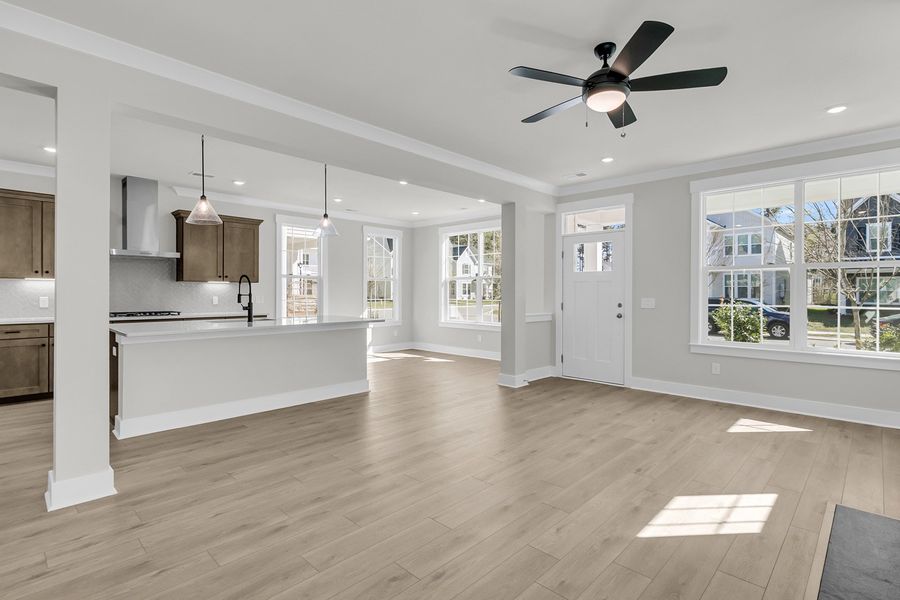 Spacious, unfurnished interior of a new home in Six Oaks, Summerville (Image 23).