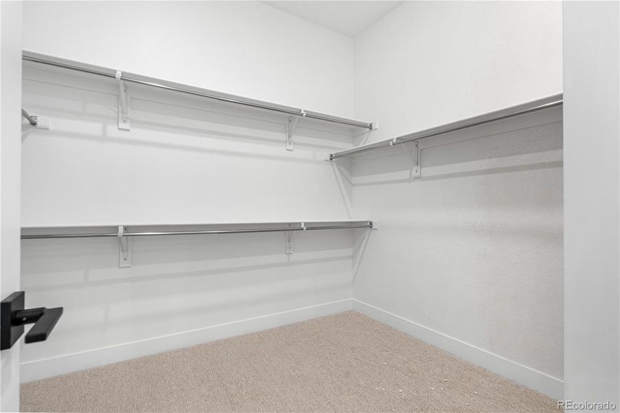 Image 30 of a home in Reflection at Solstice.