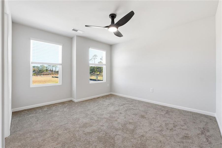 Spacious, unfurnished interior of a new home in Carolina, Palmetto (Image 28).