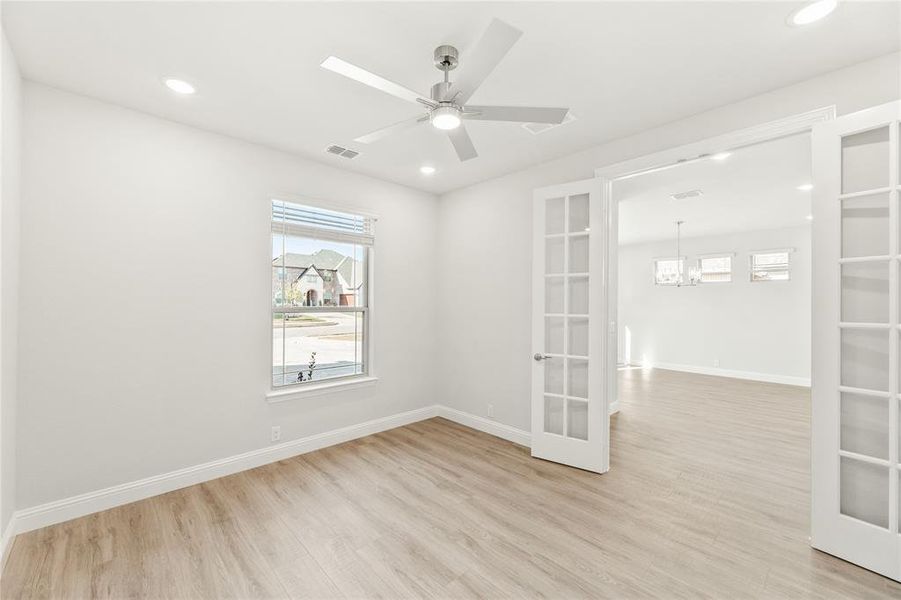 Spacious, unfurnished interior of a new home in Ridgepoint, Midlothian (Image 28). Spacious, unfurnished interior of a new home in Ridgepoint, Midlothian (Image 28).