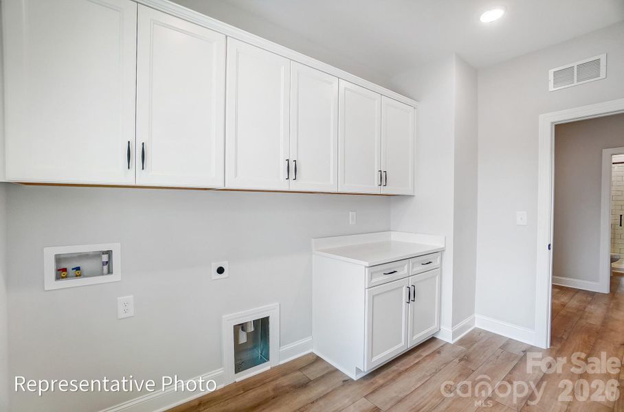 Furnished interior view inside a new home in Rone Creek, Waxhaw (Image 15).