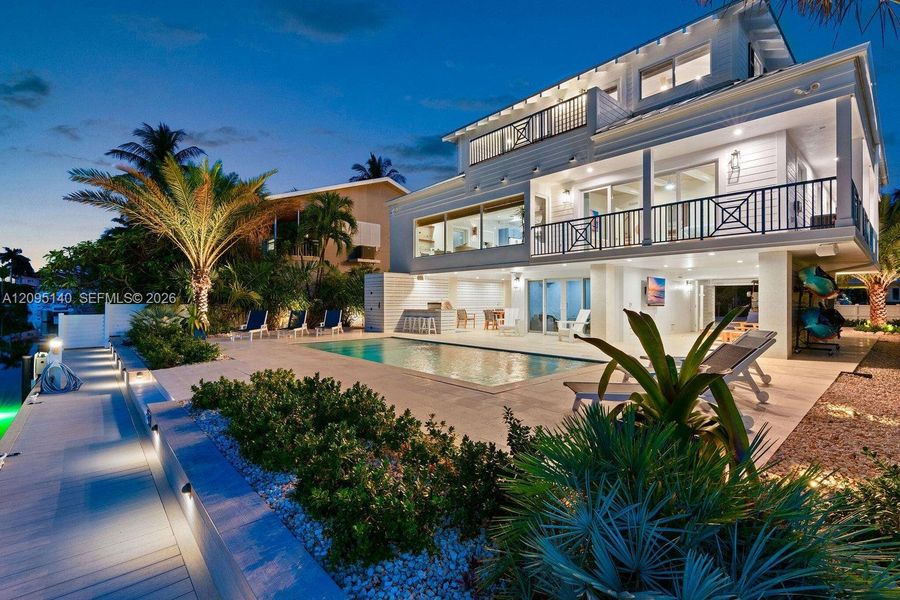 Exterior details and patio area of a home in , Islamorada, Village of Islands (Image 33).