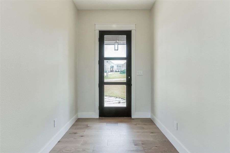 Spacious, unfurnished interior of a new home in , Horseshoe Bay (Image 23). Spacious, unfurnished interior of a new home in , Horseshoe Bay (Image 23).
