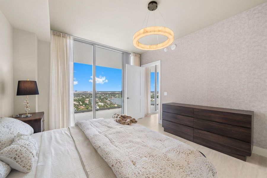 TURNKEY RESIDENCE