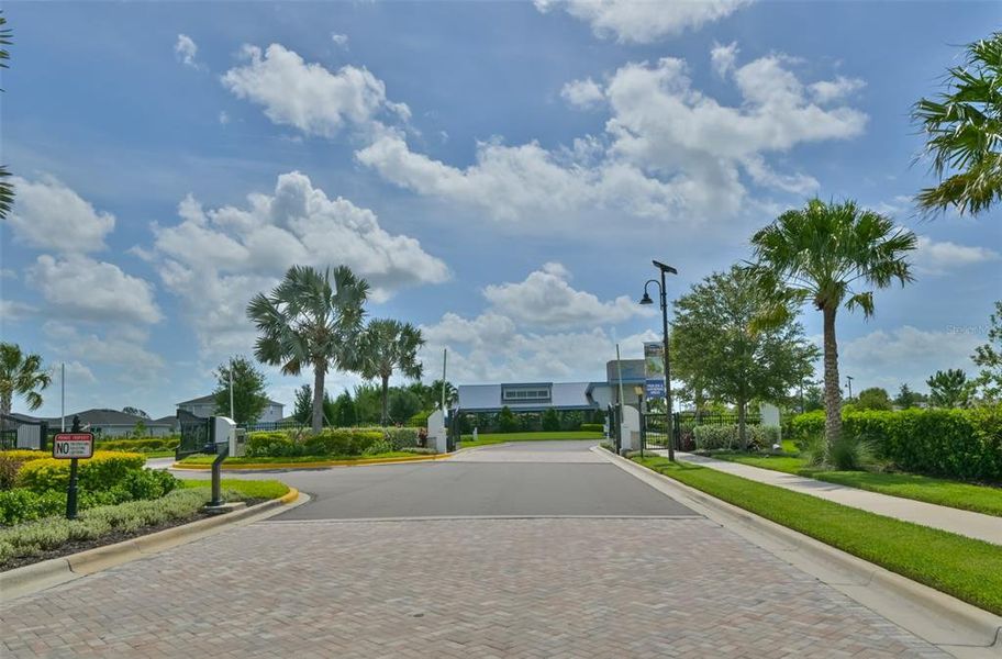 Community amenities in , Parrish (Image 51).