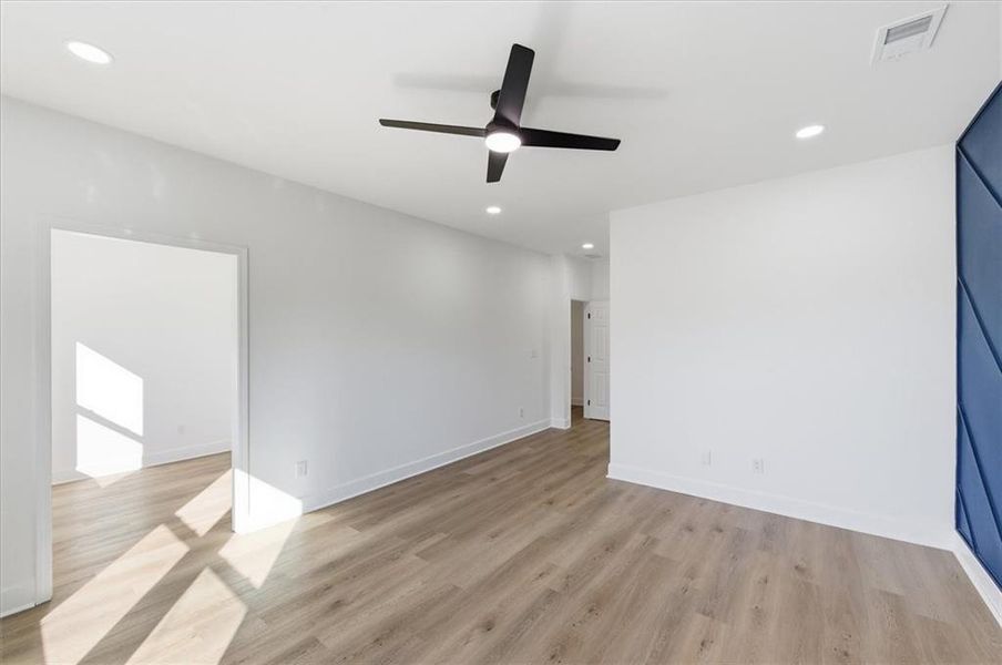 Spacious, unfurnished interior of a new home in , Atlanta (Image 55).