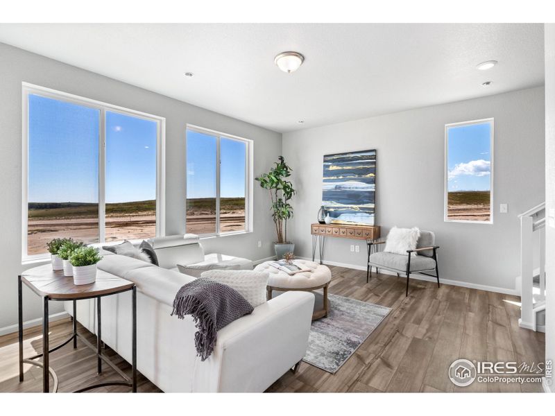 Furnished interior view inside a new home in Thompson River Ranch, Johnstown (Image 27). Furnished interior view inside a new home in Thompson River Ranch, Johnstown (Image 27).
