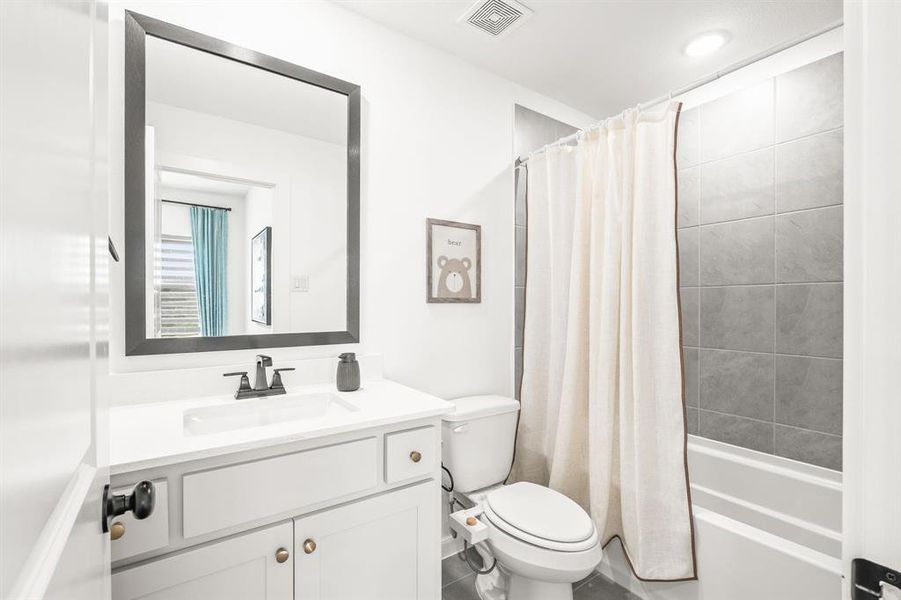 Furnished interior view inside a new home in , Celina (Image 24).