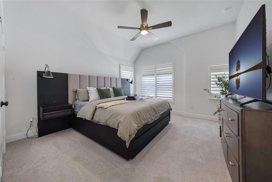 Furnished interior view inside a new home in , Irving (Image 26).
