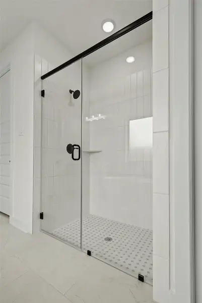 Image 5 of a home in The Woodlands Hills – 55'. Image 5 of a home in The Woodlands Hills – 55'.