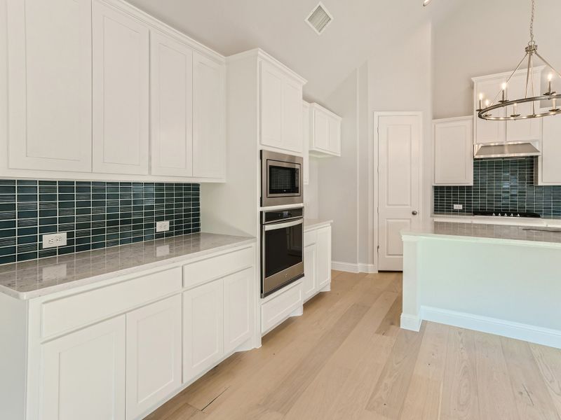 Plan 1401 Kitchen Representative Photo