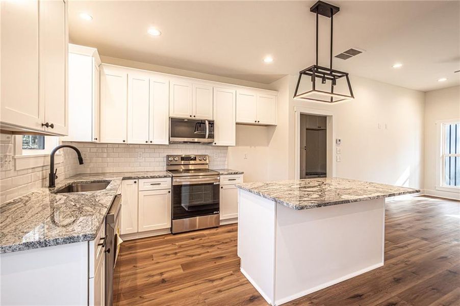 Furnished interior view inside a new home in , Dawsonville (Image 14). Furnished interior view inside a new home in , Dawsonville (Image 14).
