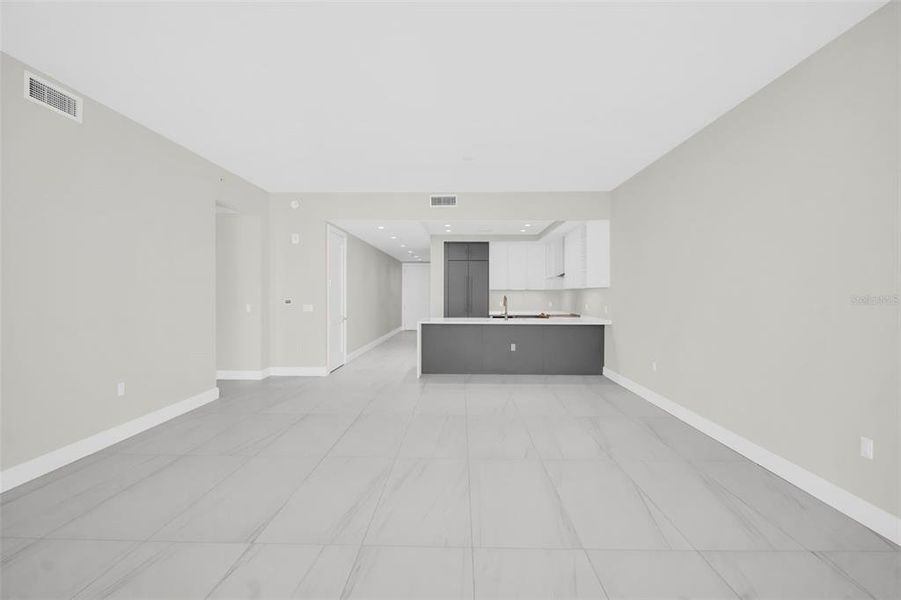 Spacious, unfurnished interior of a new home in , St. Petersburg (Image 63). Spacious, unfurnished interior of a new home in , St. Petersburg (Image 63).