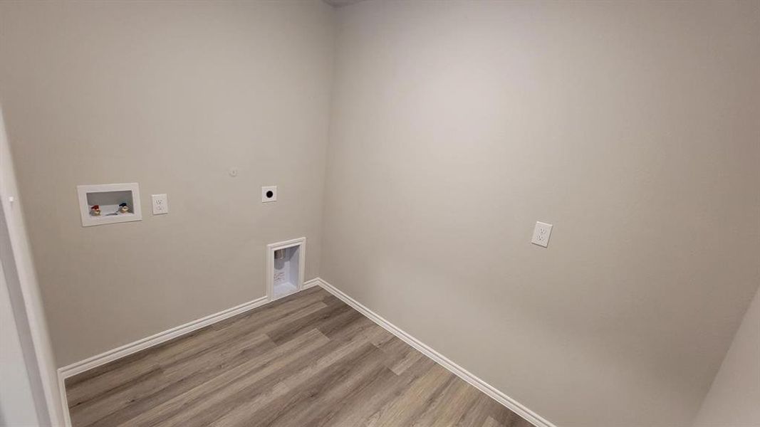 Spacious, unfurnished interior of a new home in Longhorn Estates, Fort Worth (Image 15).
