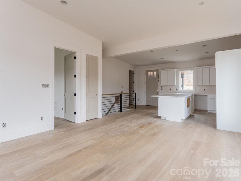 Spacious, unfurnished interior of a new home in , Fairview (Image 20).