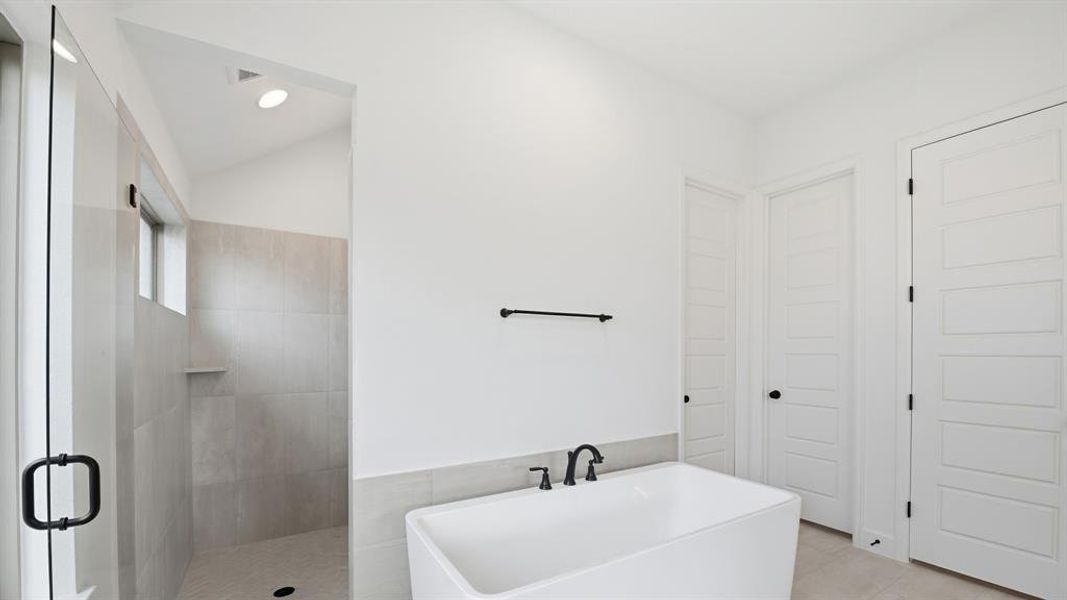 Furnished interior view inside a new home in M3 Ranch, Mansfield (Image 9).