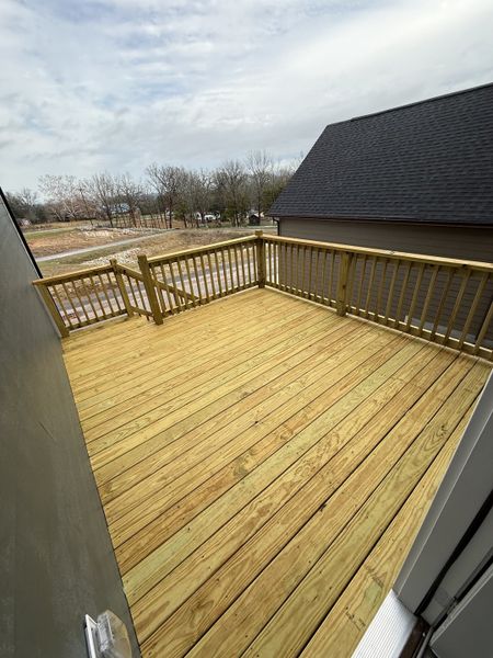 Exterior details and patio area of a home in Hobson Park, Antioch (Image 3).