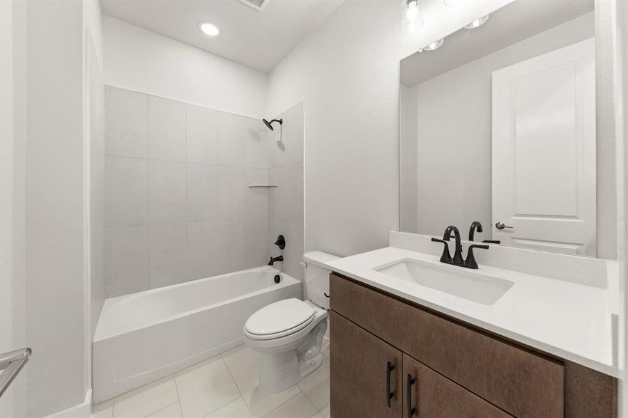 20. 3112 Barbary - 2ND Bath