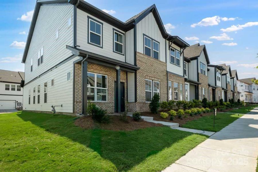 3117 Beacon Heights ~ Ready Now