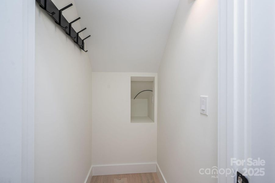 Spacious, unfurnished interior of a new home in , Hickory (Image 24).