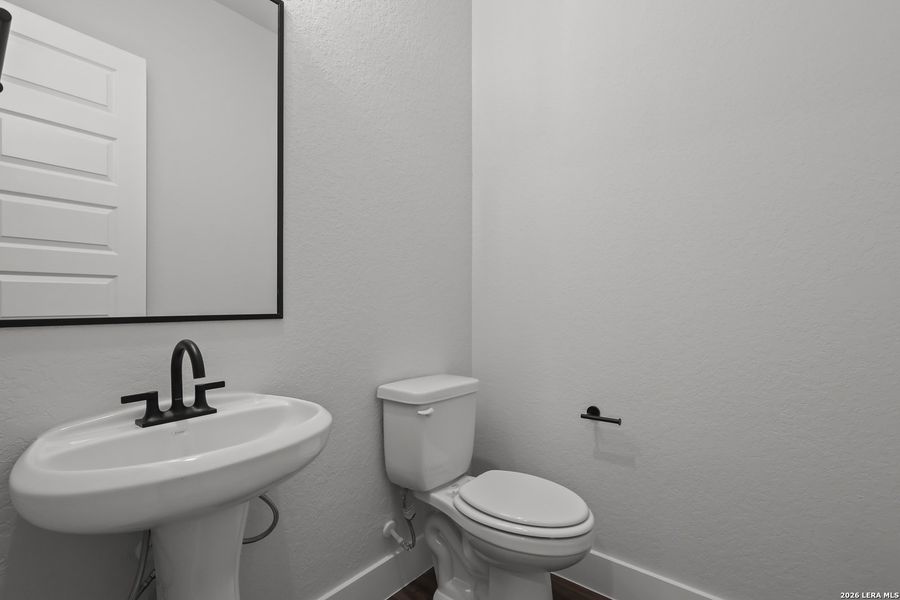 Furnished interior view inside a new home in Homestead, Schertz (Image 12).