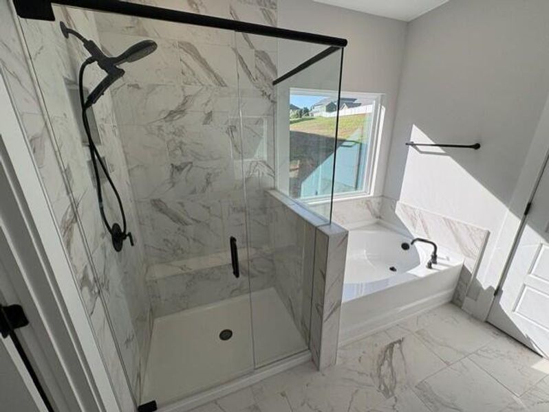 Close-up of interior finishes inside a home in Robinson Oaks, Gastonia (Image 9).