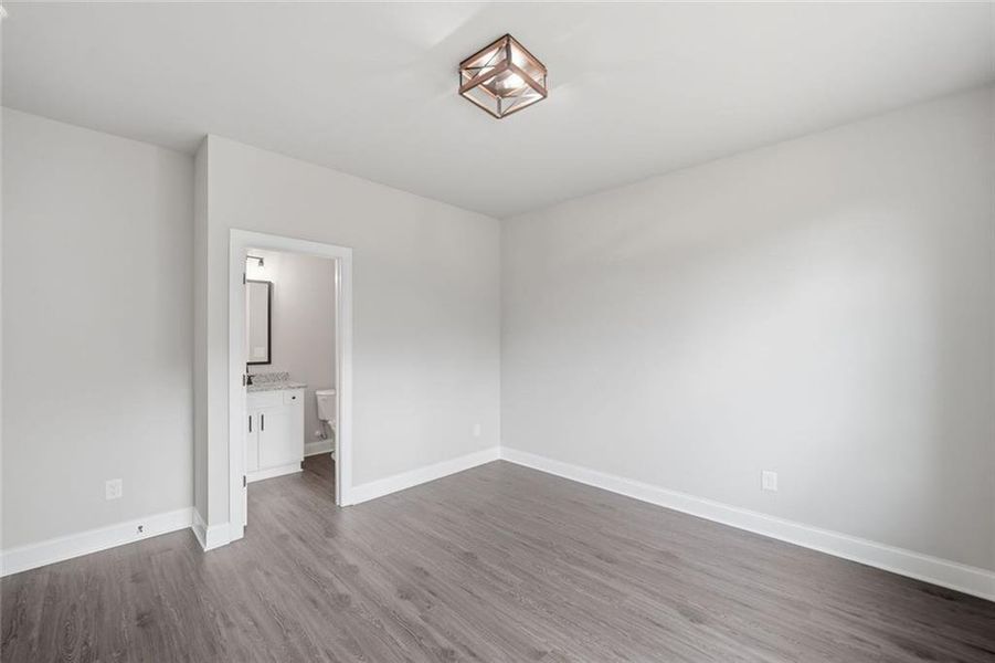 Spacious, unfurnished interior of a new home in , Dawsonville (Image 58).