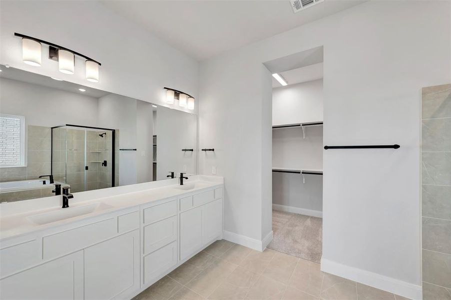 Furnished interior view inside a new home in Treeline, Justin (Image 15).