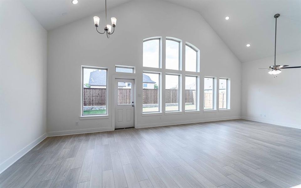 Spacious, unfurnished interior of a new home in La Terra, Celina (Image 17). Spacious, unfurnished interior of a new home in La Terra, Celina (Image 17).