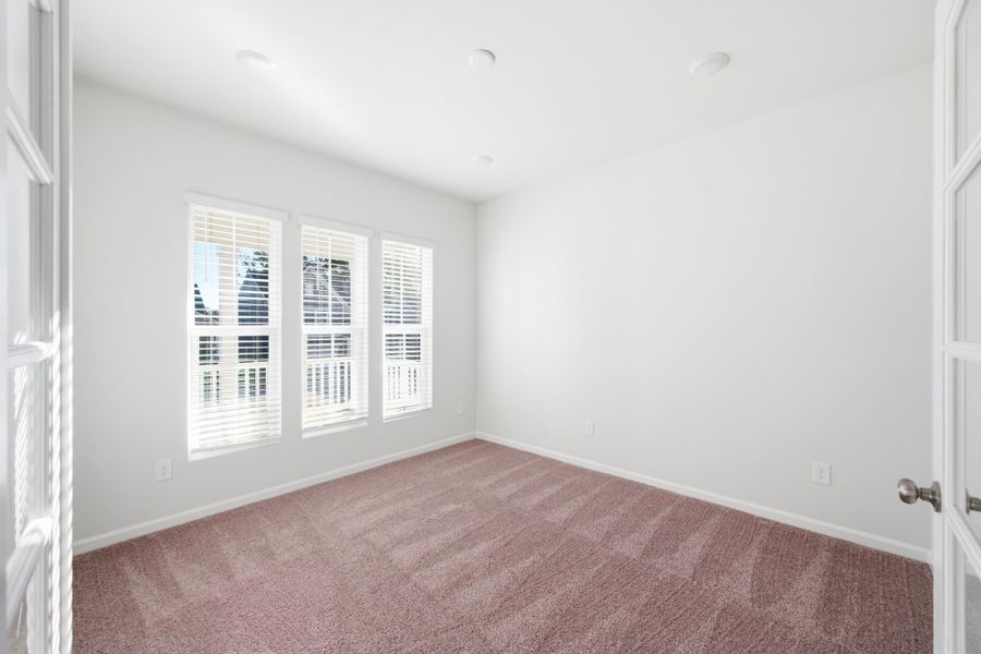 Spacious, unfurnished interior of a new home in Grand Arbor, Blythewood (Image 29).