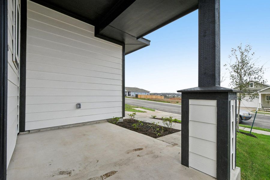 Exterior details and patio area of a home in Cloverleaf, Austin (Image 3).