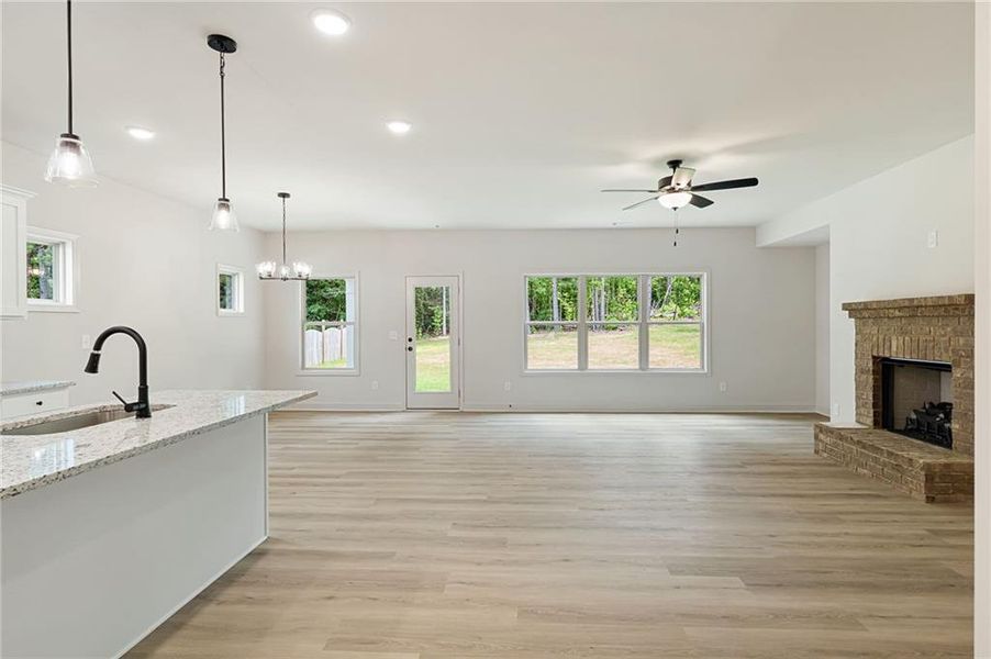 Spacious, unfurnished interior of a new home in , Dallas (Image 16).