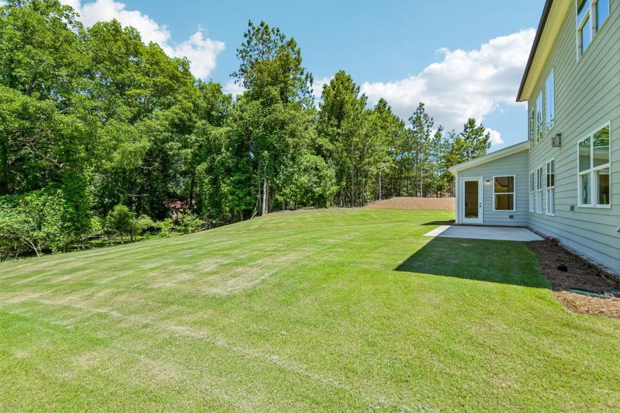 Exterior details and patio area of a home in White Post on Lake Lanier, Gainesville (Image 26).