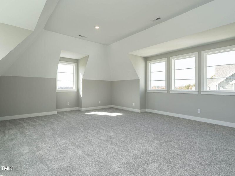 036-1280x960-bonus-room