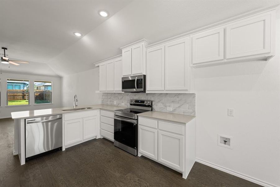 10341 Tapioca- Kitchen-5