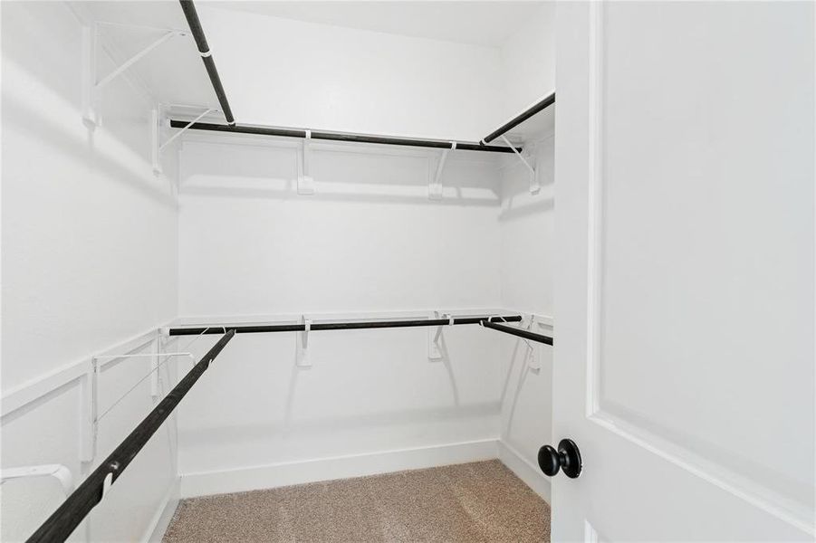 Spacious, unfurnished interior of a new home in Cross Creek Ranch 45' 70', Fulshear (Image 28).