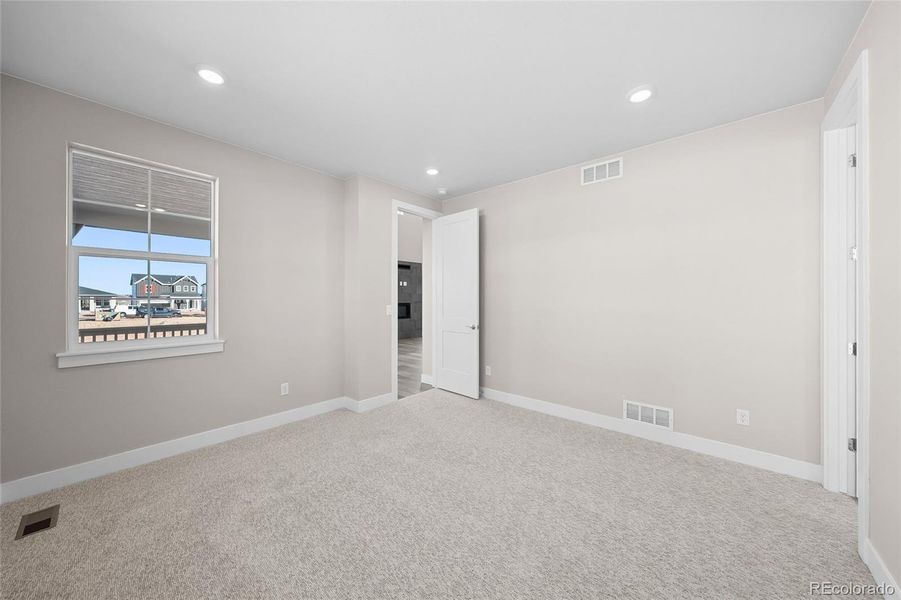 Spacious, unfurnished interior of a new home in , Littleton (Image 28).