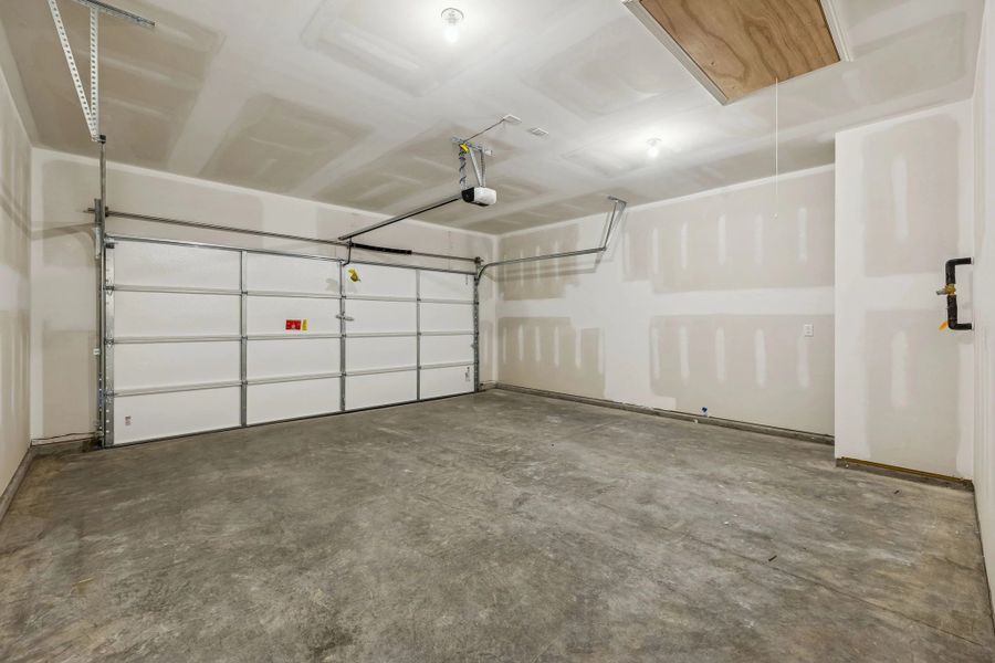 Spacious, unfurnished interior of a new home in Cedars of Cane Ridge | 55+ Community, Antioch (Image 30).