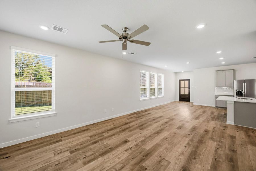 Spacious, unfurnished interior of a new home in Audubon, Magnolia (Image 21).