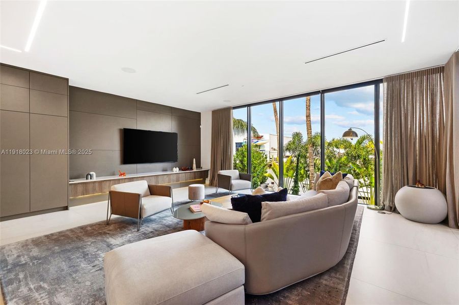 Furnished interior view inside a new home in , Miami (Image 12).