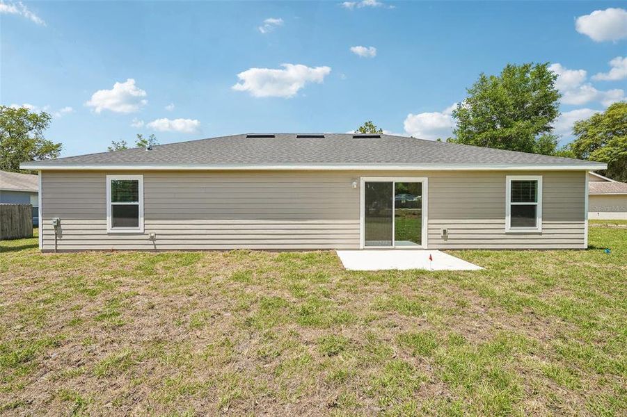 Exterior details and patio area of a home in , Ocala (Image 4).