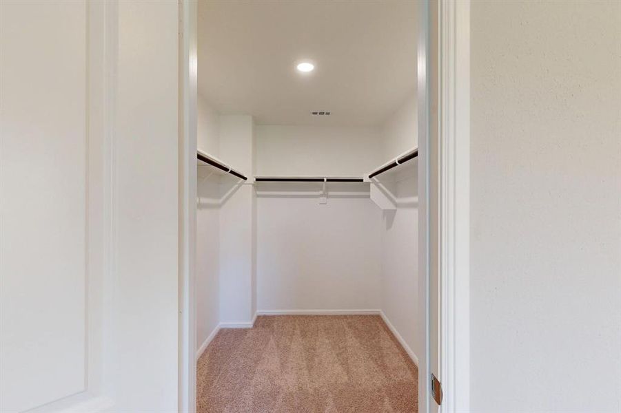 Image 38 of a home in Forest Park. Image 38 of a home in Forest Park.