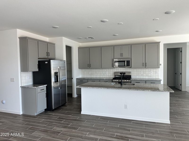 0007_ Kitchen 0007_ Kitchen