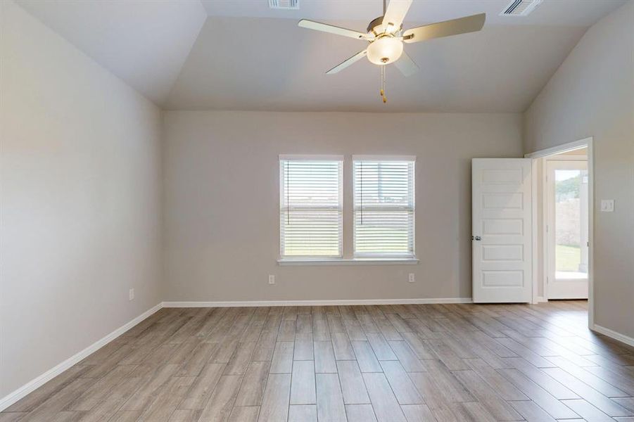 Spacious, unfurnished interior of a new home in Kings Way, Denton (Image 13). Spacious, unfurnished interior of a new home in Kings Way, Denton (Image 13).