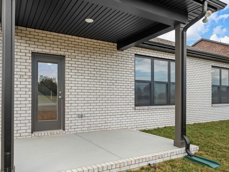 Exterior details and patio area of a home in Benders Cove, Mount Juliet (Image 26). Exterior details and patio area of a home in Benders Cove, Mount Juliet (Image 26).
